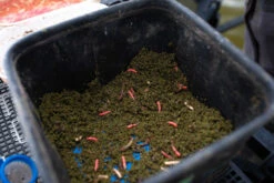 Sonubaits Pro Groundbait Lokvoer Thatchers Green (900g) -Sportvissen Winkel a0d2ce1600ab31d9